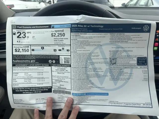 2026 Volkswagen Atlas SE with Technology