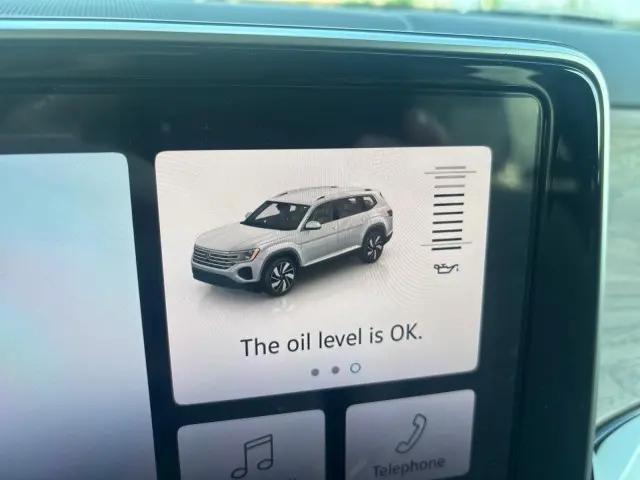 2026 Volkswagen Atlas SE with Technology