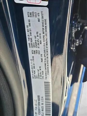 2024 Ram 1500 Big Horn Crew Cab 4x4 5'7" Box