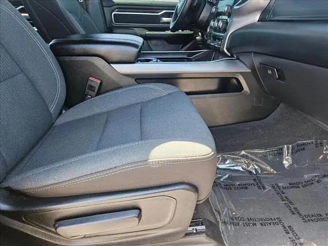 2024 Ram 1500 Big Horn Crew Cab 4x4 5'7" Box