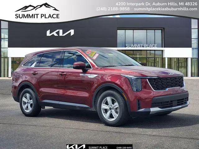 2025 Kia Sorento LX for sale in Auburn Hills, MI