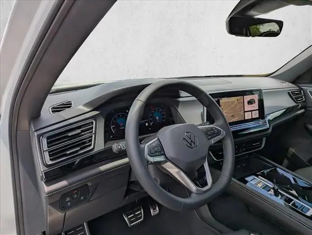 2026 Volkswagen Atlas Cross Sport SEL Premium R-Line