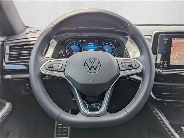 2026 Volkswagen Atlas Cross Sport SEL Premium R-Line