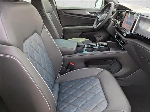 2026 Volkswagen Atlas Cross Sport SEL Premium R-Line