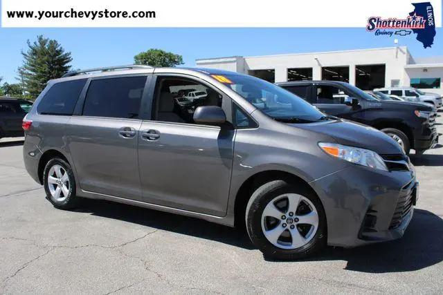 2018 Toyota Sienna LE 8 Passenger for sale in Quincy, IL