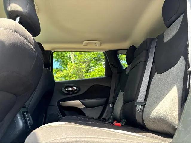 2018 Jeep Cherokee Latitude FWD