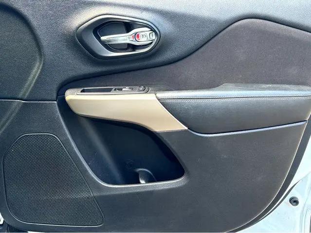 2018 Jeep Cherokee Latitude FWD