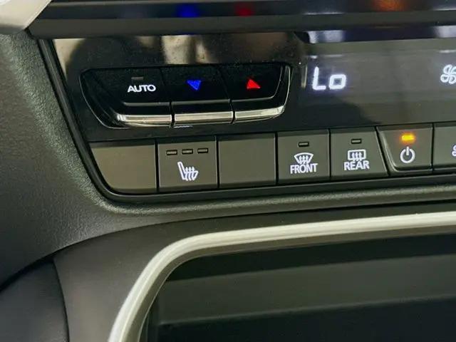 2024 Mazda X-90 3.3 Turbo Preferred Plus
