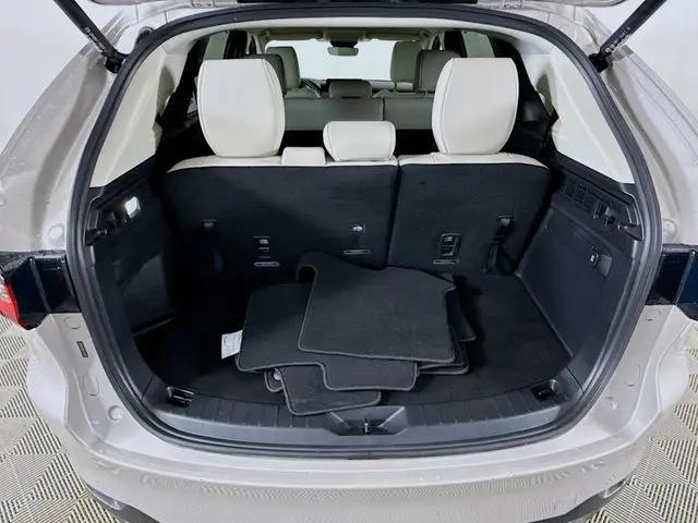 2024 Mazda X-90 3.3 Turbo Preferred Plus