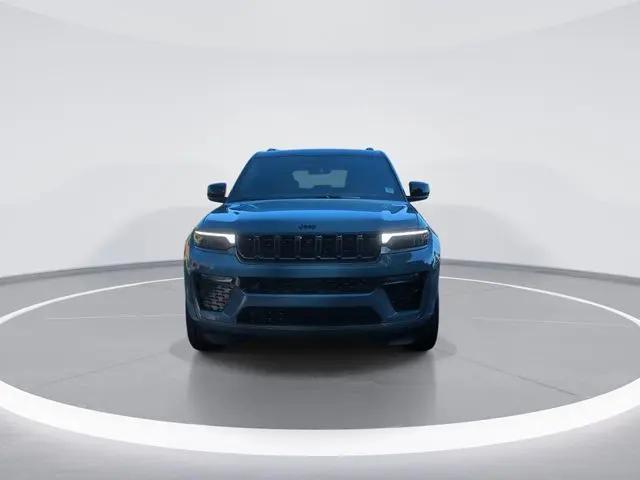 2026 Jeep Grand Cherokee Summit 4x4