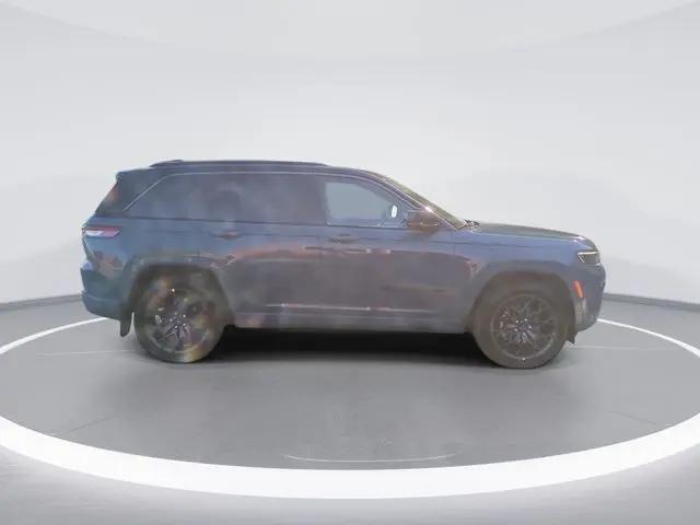 2026 Jeep Grand Cherokee Summit 4x4
