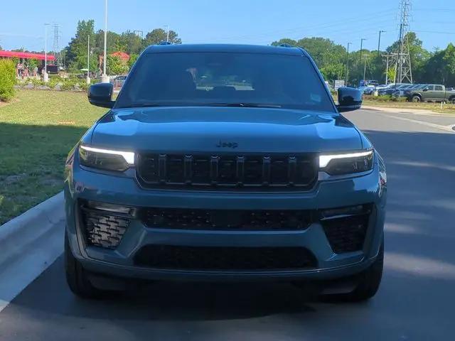 2026 Jeep Grand Cherokee Summit 4x4