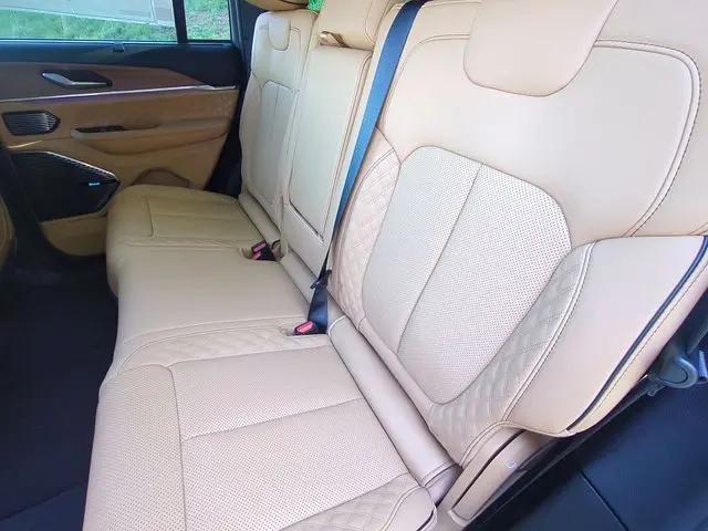 2026 Jeep Grand Cherokee Summit 4x4