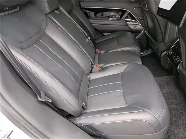 2025 Land Rover Range Rover P530 Autobiography
