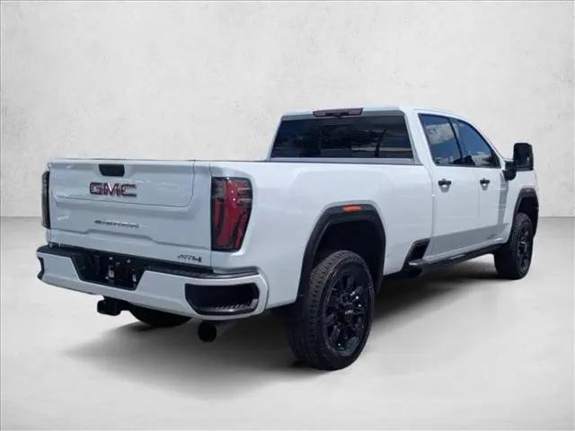 2024 GMC Sierra 2500HD 4WD Crew Cab Long Bed AT4
