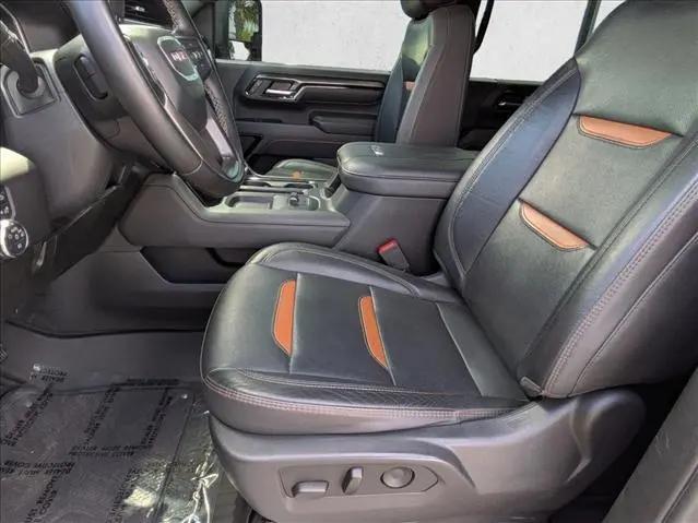 2024 GMC Sierra 2500HD 4WD Crew Cab Long Bed AT4