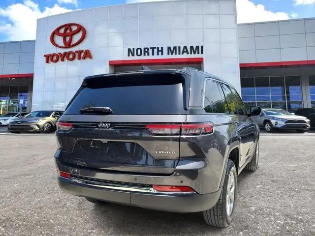2022 Jeep Grand Cherokee Limited 4x2