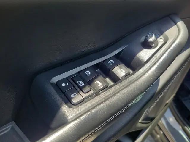 2022 Jeep Grand Cherokee Limited 4x2
