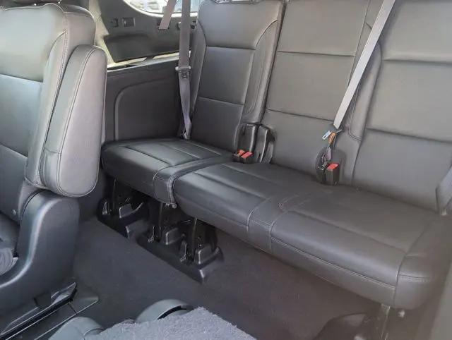 2022 Chevrolet Suburban 4WD Z71