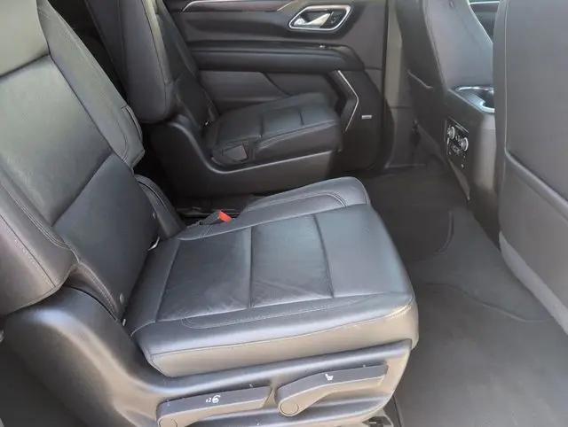 2022 Chevrolet Suburban 4WD Z71