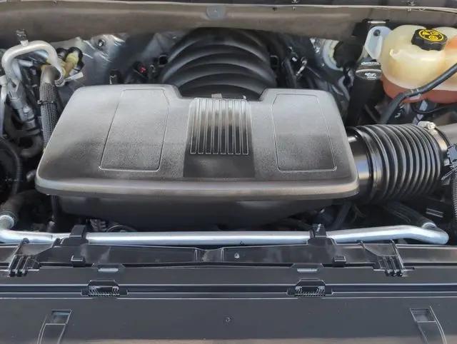 2022 Chevrolet Suburban 4WD Z71