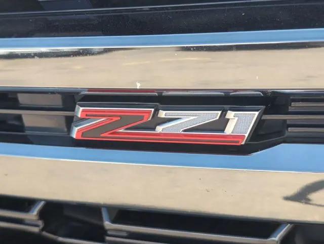 2022 Chevrolet Suburban 4WD Z71