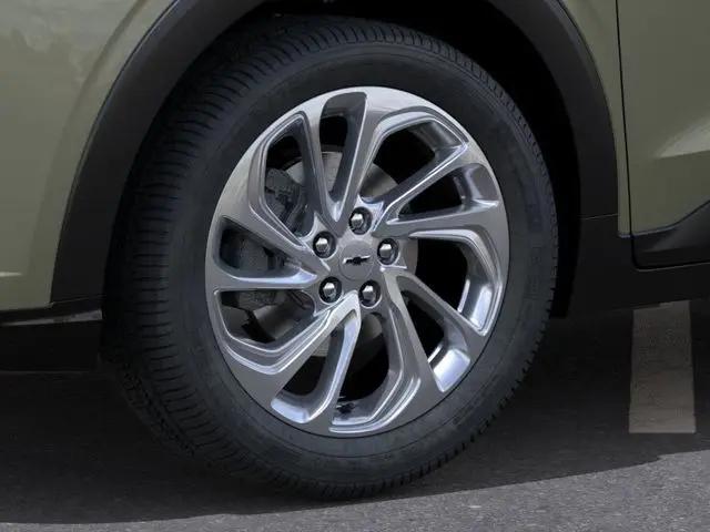 2027 Chevrolet Bolt LT FWD