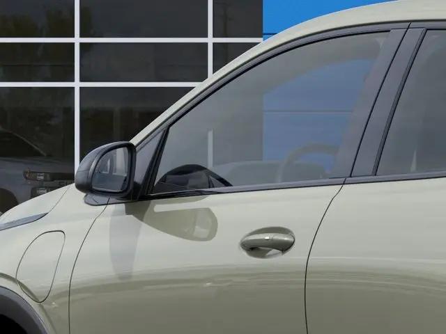 2027 Chevrolet Bolt LT FWD