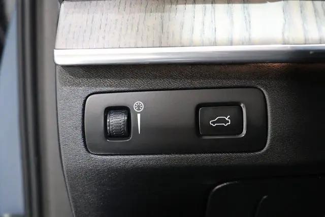2020 Volvo XC90 T6 Inscription 6 Passenger