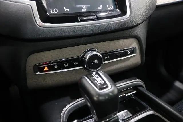 2020 Volvo XC90 T6 Inscription 6 Passenger