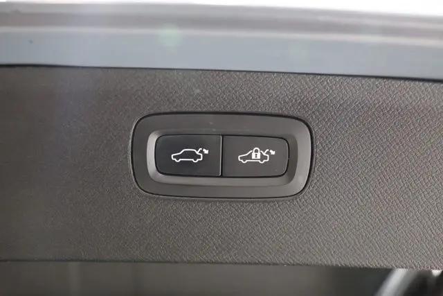 2020 Volvo XC90 T6 Inscription 6 Passenger