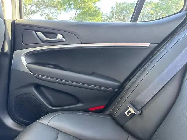 2025 Genesis G70 2.5T AWD