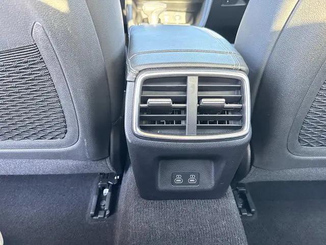 2025 Genesis G70 2.5T AWD