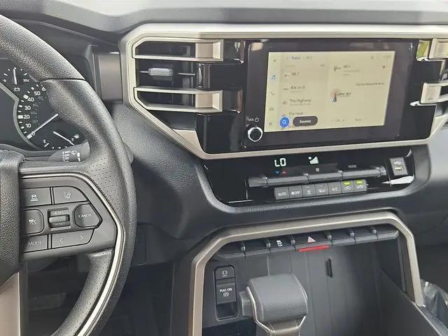 2026 Toyota Tundra SR5 CrewMax 5.5' Bed