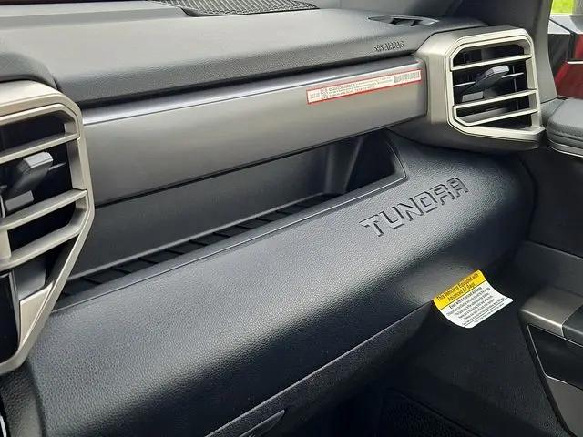2026 Toyota Tundra SR5 CrewMax 5.5' Bed