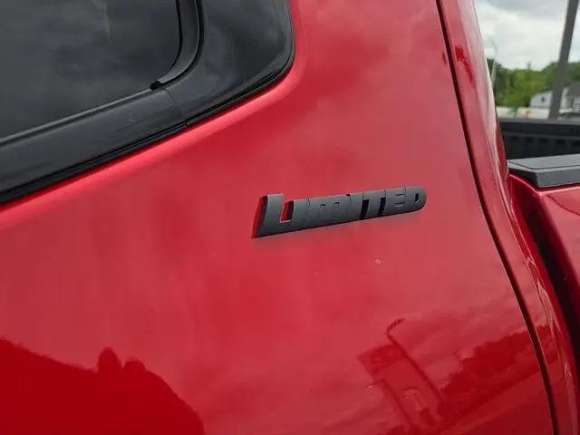 2026 Toyota Tundra Limited CrewMax 5.5' Bed
