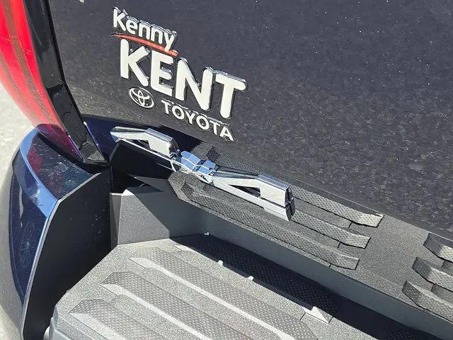 2026 Toyota Tundra SR5 CrewMax 5.5' Bed