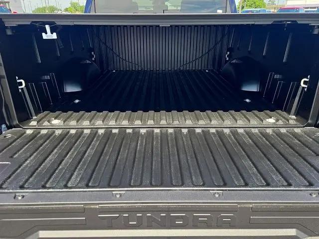2026 Toyota Tundra SR5 CrewMax 5.5' Bed