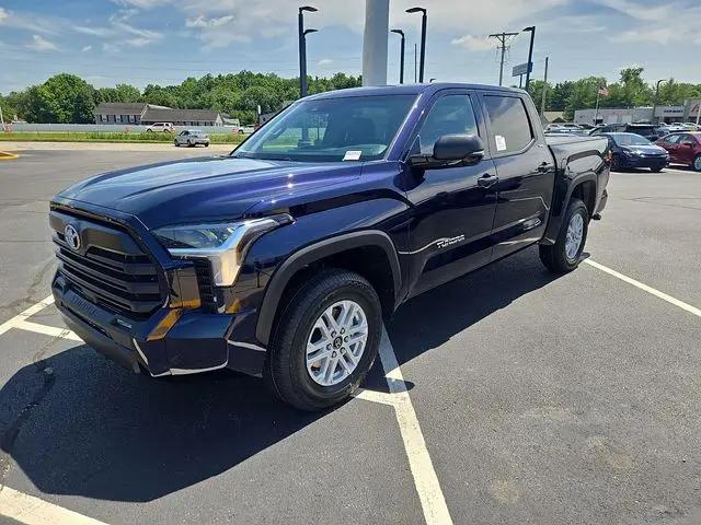 2026 Toyota Tundra SR5 CrewMax 5.5' Bed