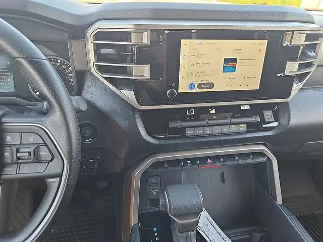2026 Toyota Tundra SR5 CrewMax 5.5' Bed