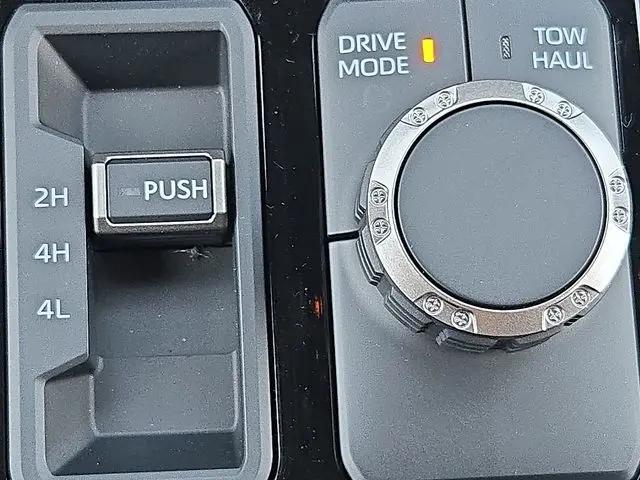 2026 Toyota Tundra SR5 CrewMax 5.5' Bed