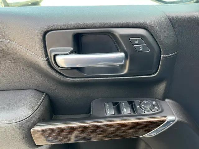 2021 GMC Sierra 1500 4WD Crew Cab Short Box Elevation
