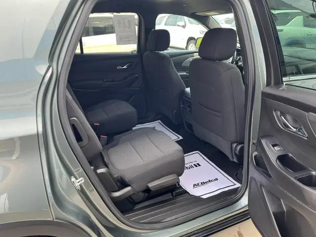 2023 Chevrolet Traverse AWD LT Cloth