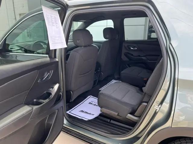 2023 Chevrolet Traverse AWD LT Cloth
