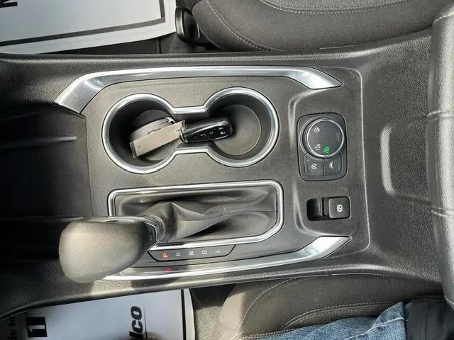 2023 Chevrolet Traverse AWD LT Cloth