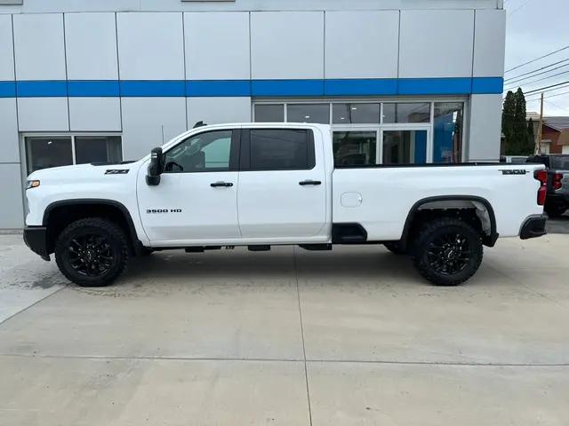 2026 Chevrolet Silverado 3500HD Crew Cab, Long Bed, LT Dual Rear Wheel, RWD