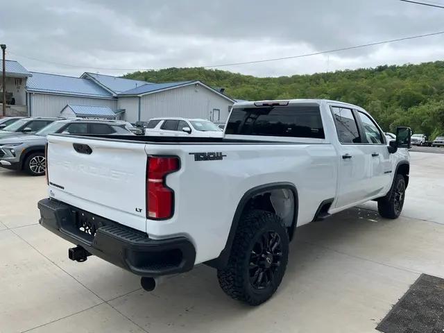 2026 Chevrolet Silverado 3500HD Crew Cab, Long Bed, LT Dual Rear Wheel, RWD