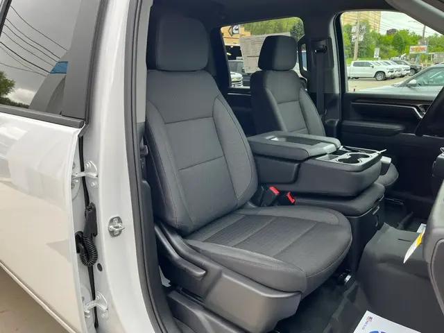 2026 Chevrolet Silverado 3500HD Crew Cab, Long Bed, LT Dual Rear Wheel, RWD