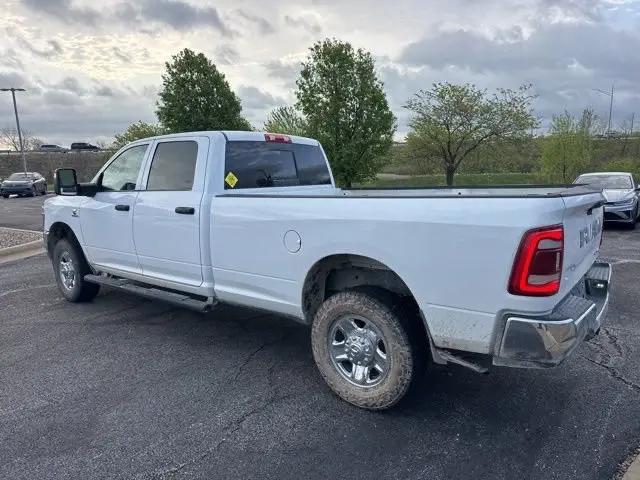 2025 Ram 3500 Tradesman Crew Cab 4x4 8' Box