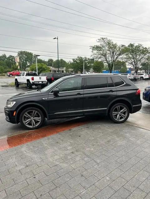 2019 Volkswagen Tiguan 2.0T SEL R-Line